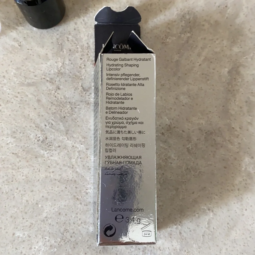 Lancôme L'Absolu Rouge Lipstick uses Pro-Xylane® - Picture 3 of 3